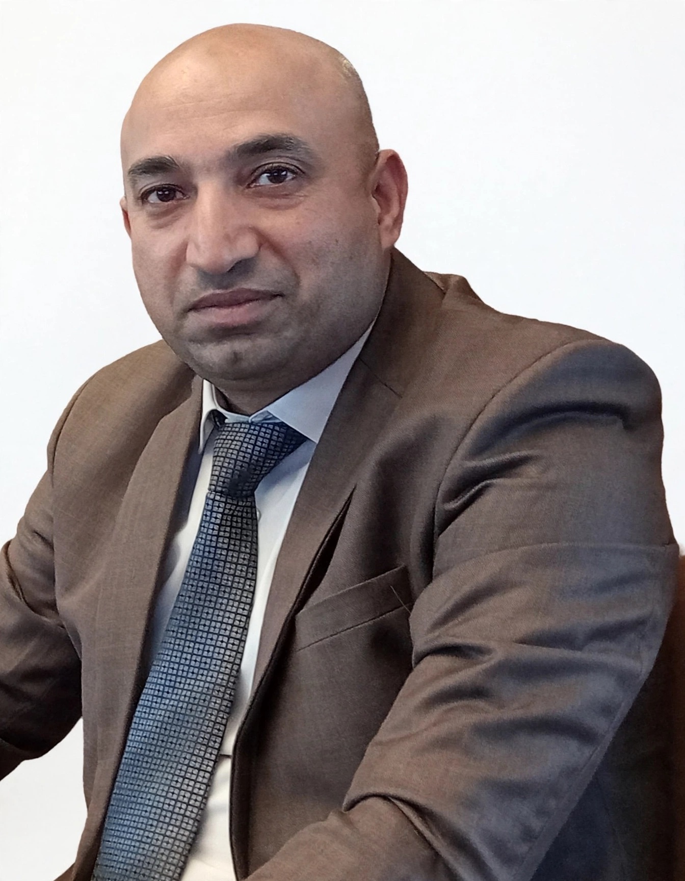 Khuram Tufail - CEO & Founder Tufail Edu Career Canada